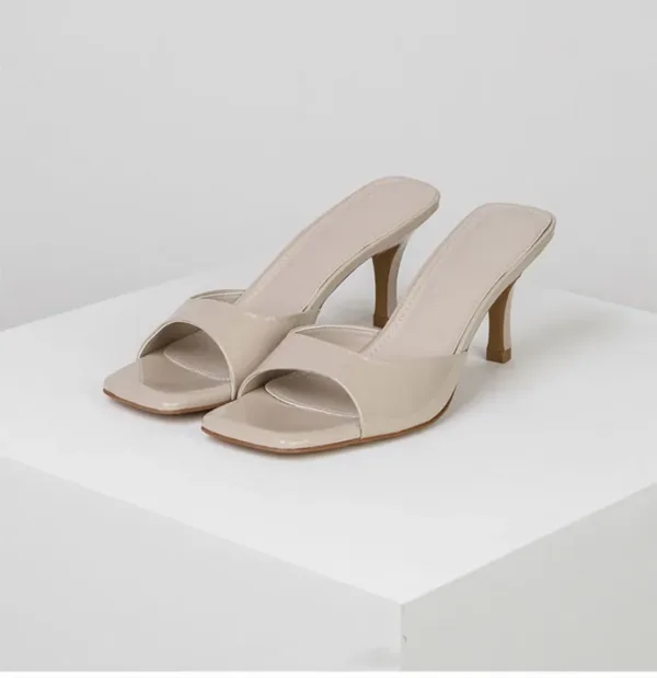 Square Toe Shoe
