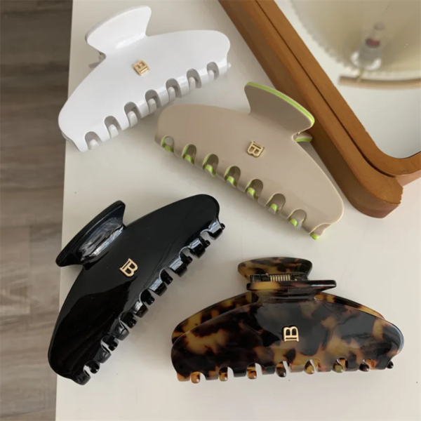 Vintage Claw Clip