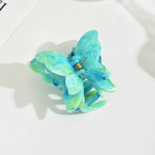Medium-Sized Butterfly Clip