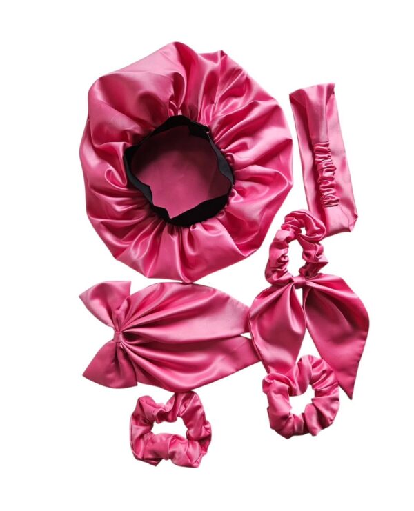 Bonnets Set