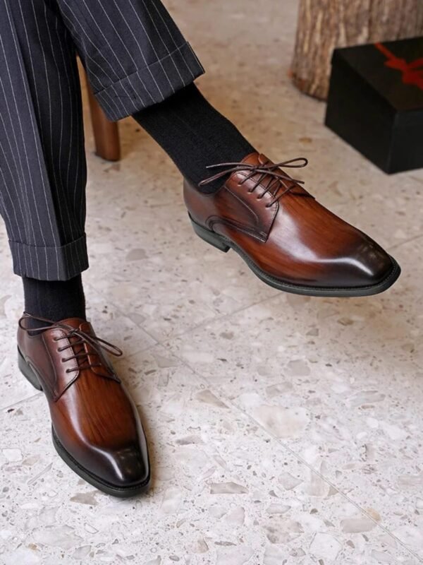 Wood-Grain Square-Toe