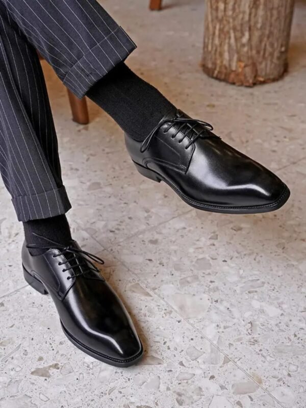 Wood-Grain Square-Toe