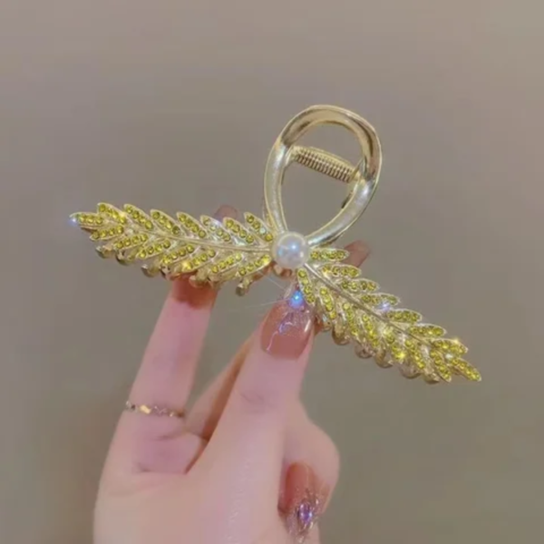 Custom Rhinestone Shark Clip